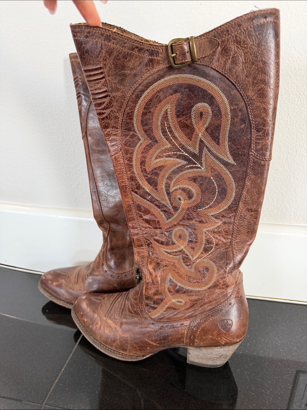 Brown Leather Cowboy Boots with Embroidered Shaft